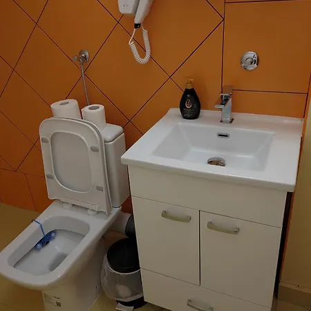 Hedonic Wellness * Ni